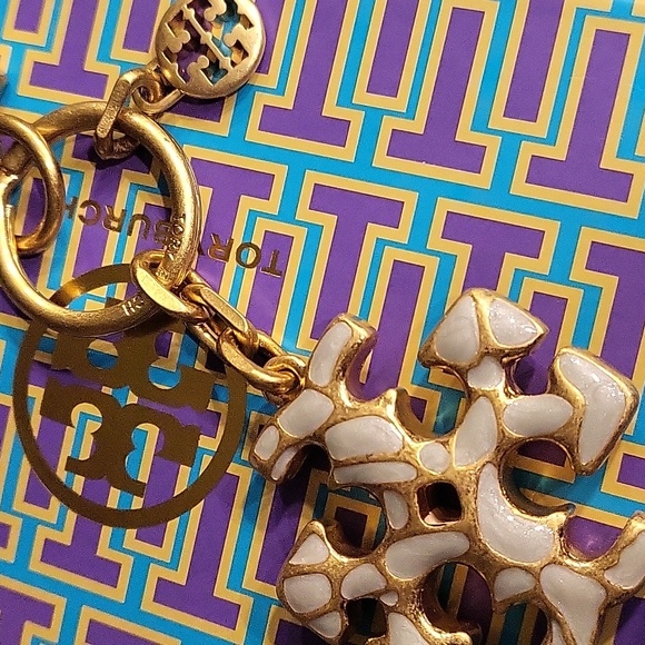 Tory Burch Gold and Cream Key Holder Or Charm - Picture 3 of 7